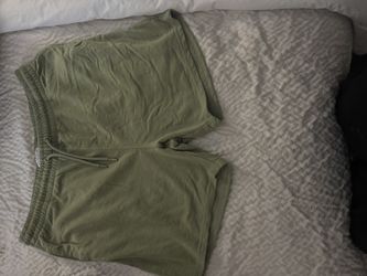 XL Olive green Shorts 