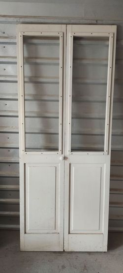 Vintage Solid Wood 1/2 Light Bi-Fold Doors
