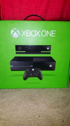 Brand new Xbox One with Kinect 500gb