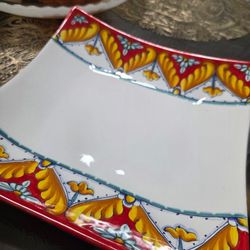 Italian Pottery Decor 