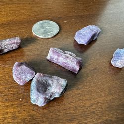 Tourmaline From Paraíba On Quartz/purple
