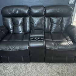 Black Reclining Loveseat with Center Console & Cup Holders