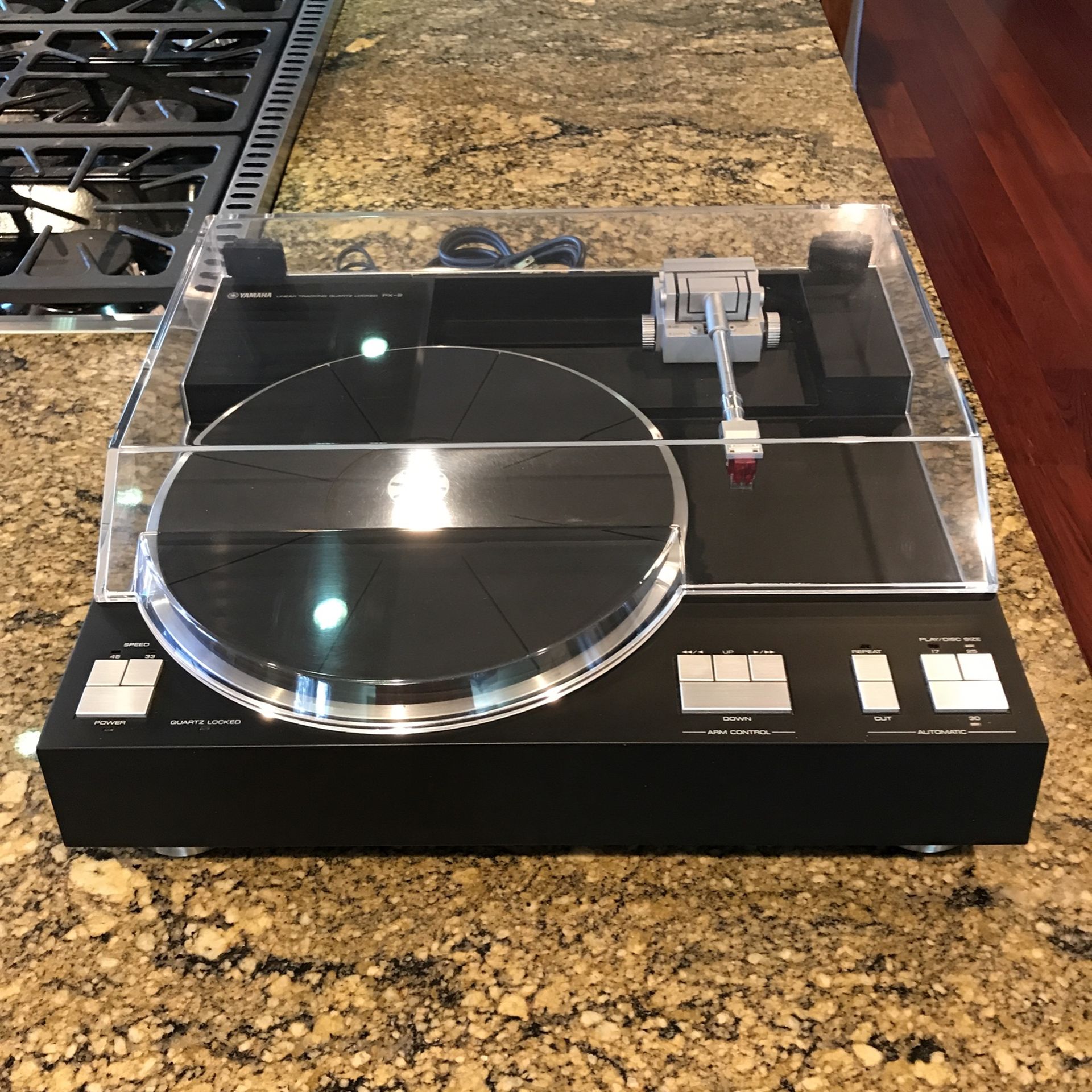 Turntable Yamaha PX-2 Denon DL-110 Cartridge