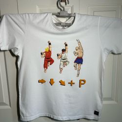 Uniqlo UT Street Fighter Graphic T-Shirt size  XL