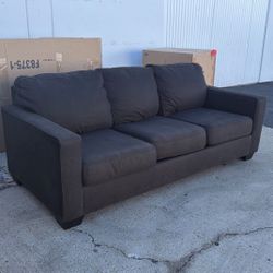 Sofa Couch Pull Out Bed FREE DELIVER