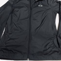 New Black Oakley Woman’s Light Windbreaker  Size S