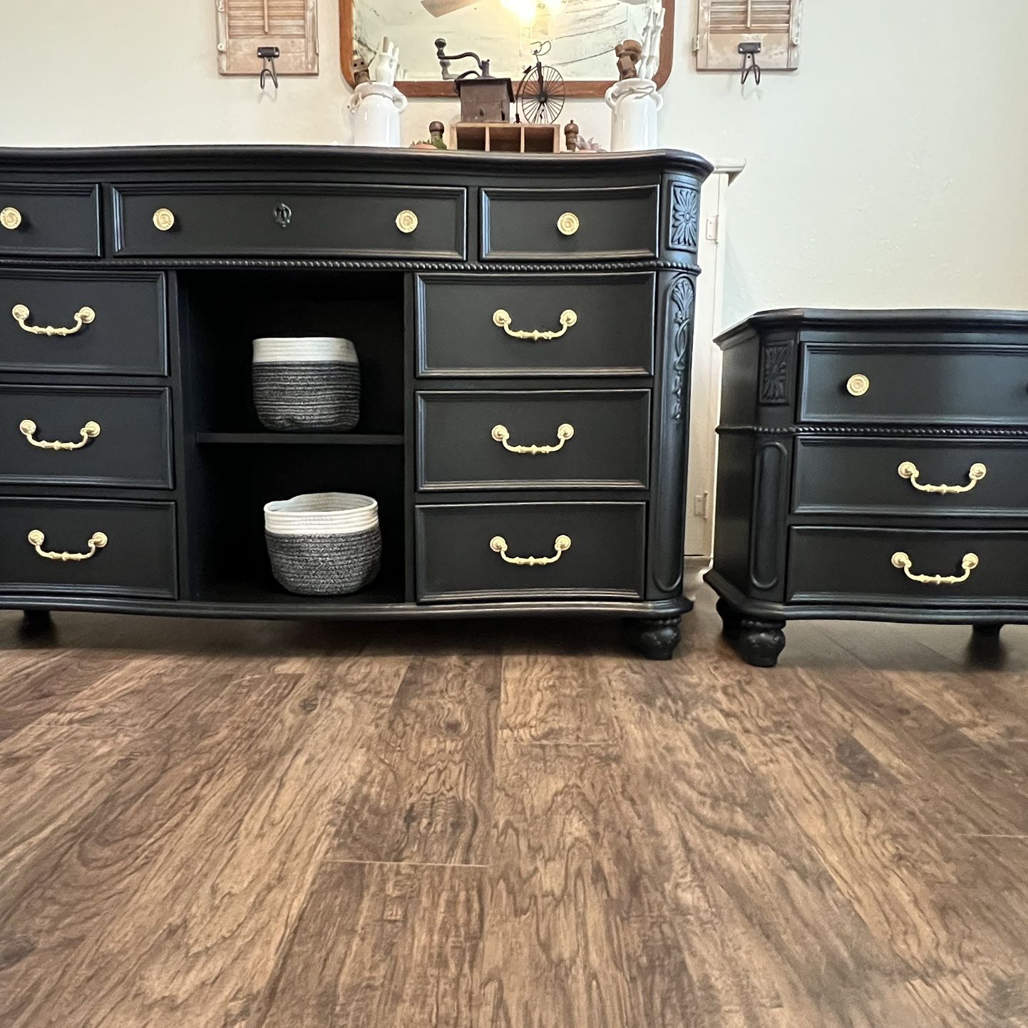 Dresser Set