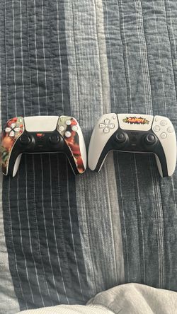 PS5 Controllers
