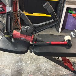 Norge Flooring Nailer