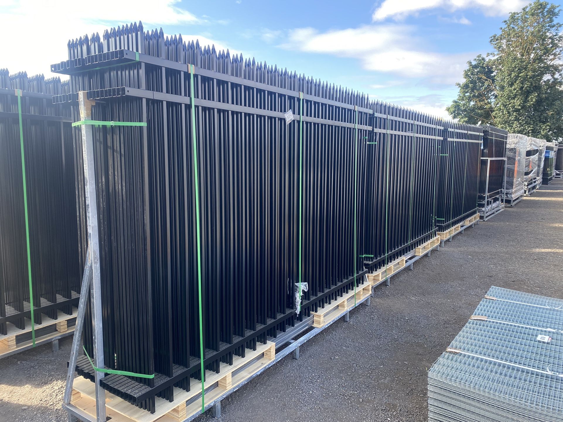 Fence New Powder Coated Welded 10x7