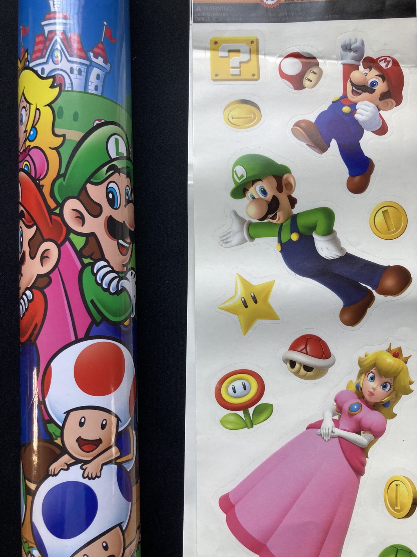 Mario cylinder Piggy Bank and stickers 