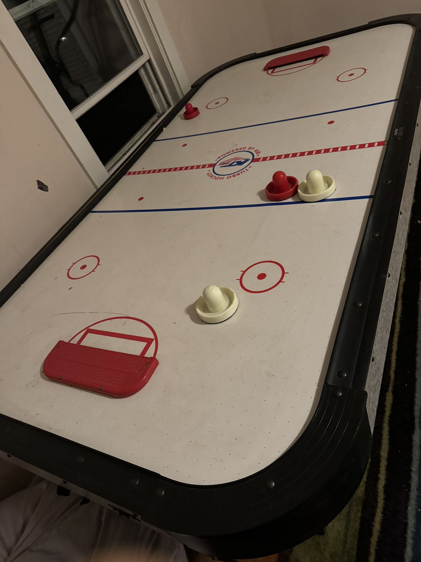 Air Hockey Table