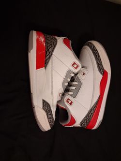 Jordan 3 fire reds
