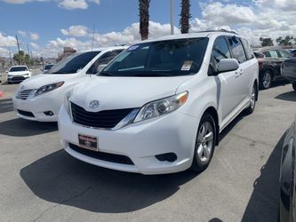 2012 Toyota Sienna