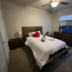 bedroom furniture set 