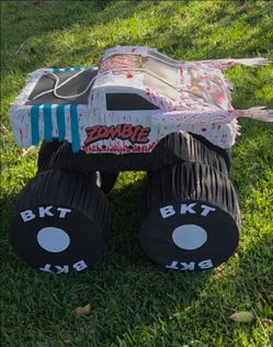 Glo's Custom Made Piñatas