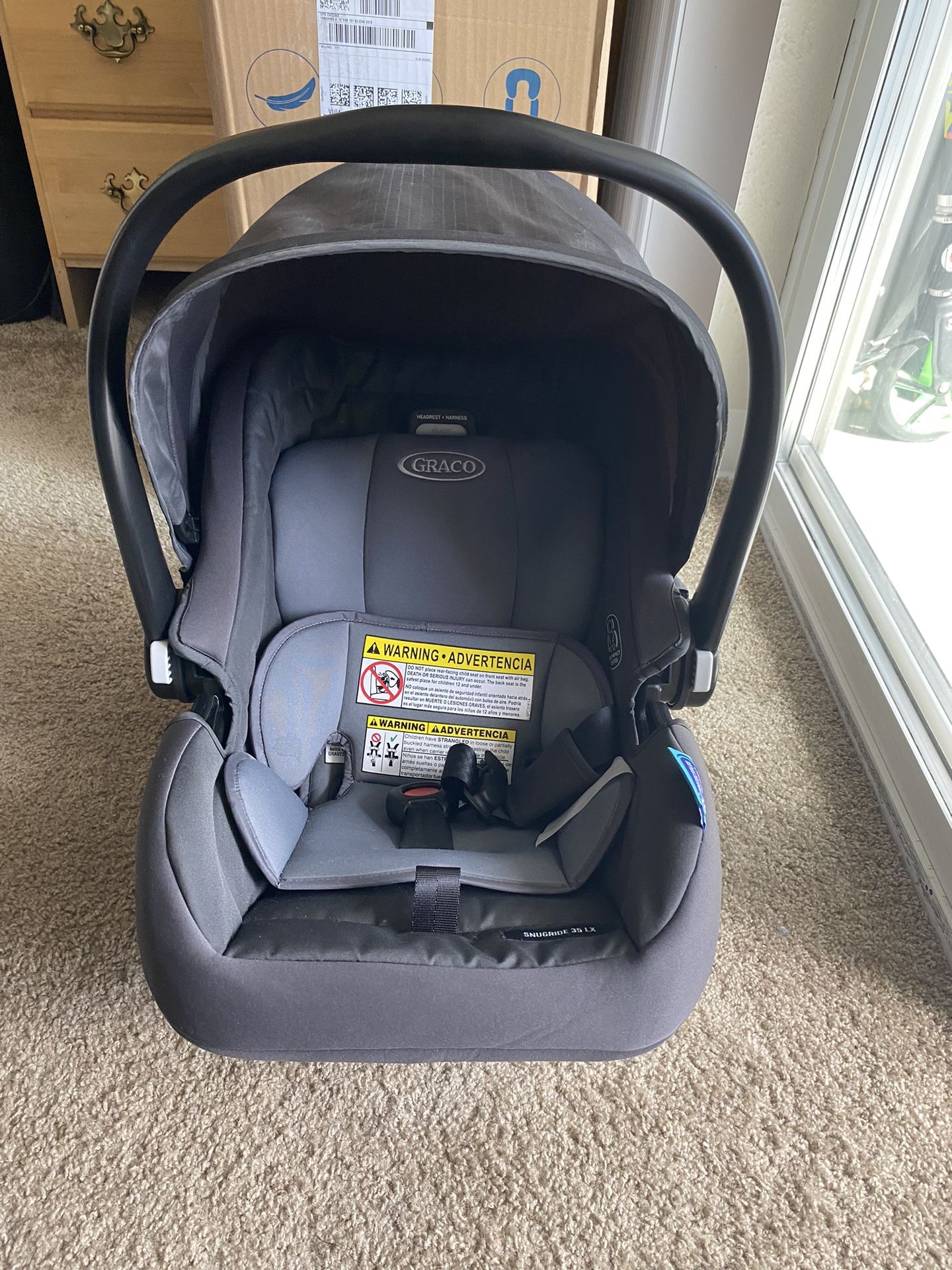 Graco Snugride LX Carseat