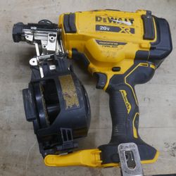 DEWALT DCN45RN 20V XR Cordless Roofing Coil Nail Gun Tool Only. USED. TESTED. IN A GOOD WORKING ORDER. 