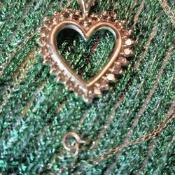 10k yellow gold with champagne Real diamonds 