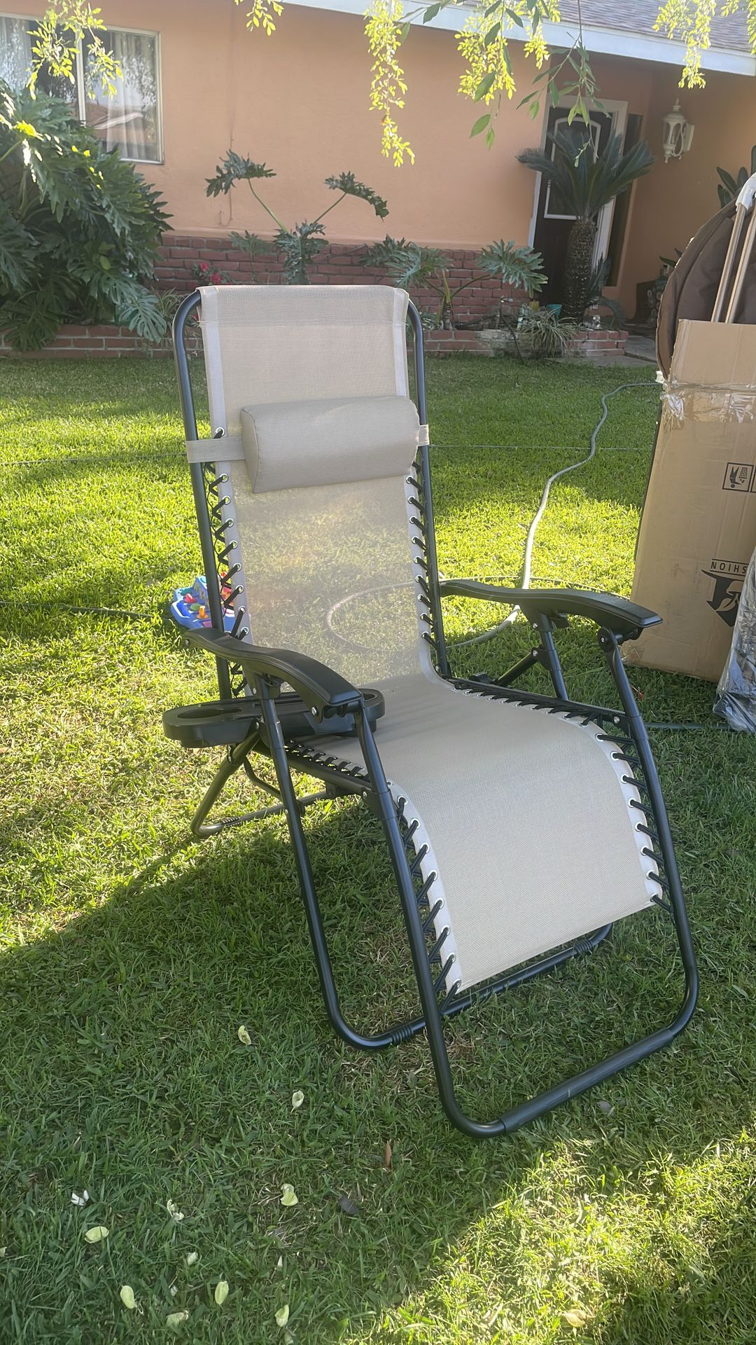 Lounge chair