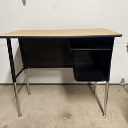 Student Desk 20"x34", Black Frame with Faux Oak Top