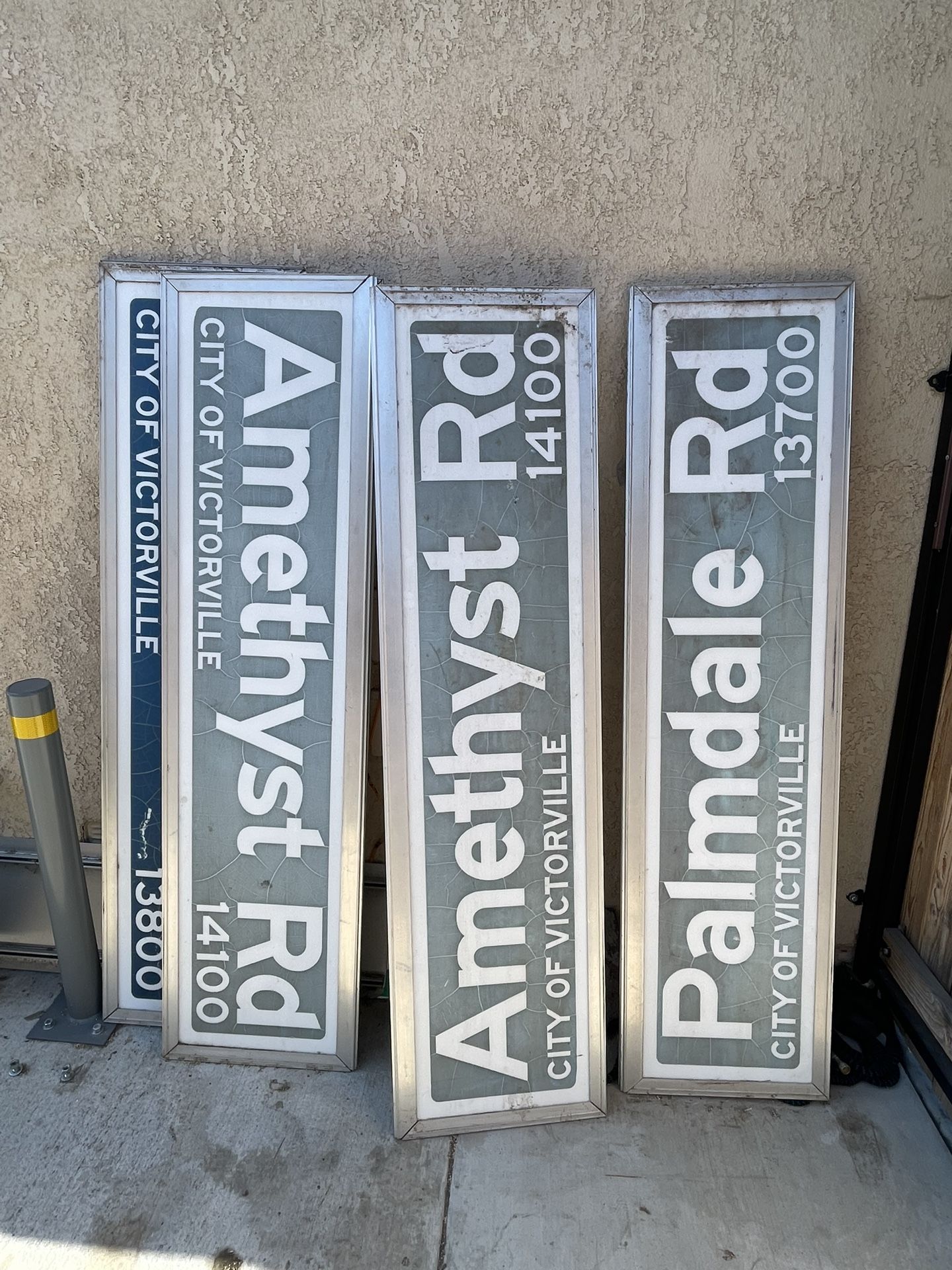 Garage Signs 