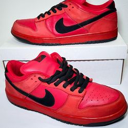 Size 13 - Nike Dunk Pro SB Low True Red ‘Pure blood’ (SUPER RARE)