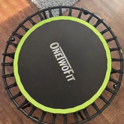 Rebounder Trampoline 