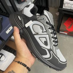 Dior B30