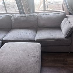 Free Sectional Couch With Ottoman 