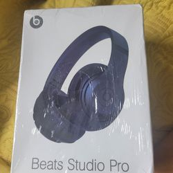 Studio Beats Pro