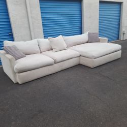 Modern huge sectional couch ๐๏ธ very nice