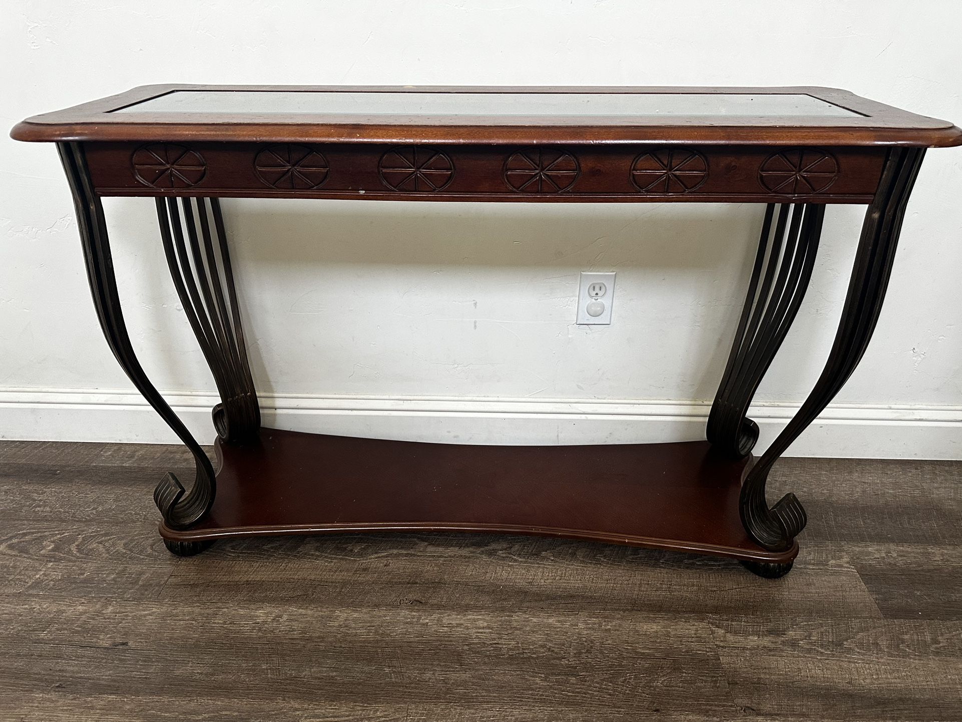 Walk Way Table