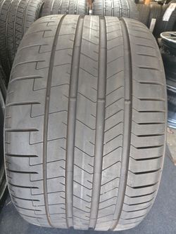 315/30/21 Porsche Tire Pirelli