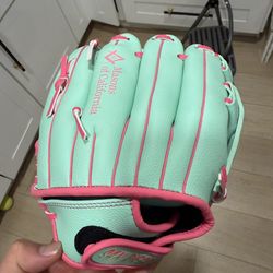 San Diego Padres City Connect 10.5 inch glove