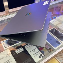 16”MacBook Pro M1 Max 32Ram 1TB SSD