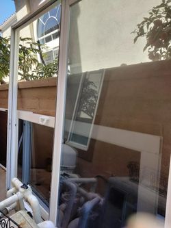 Sliding Door 