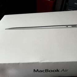 Old Macbook Air For Parts, Model: A1466