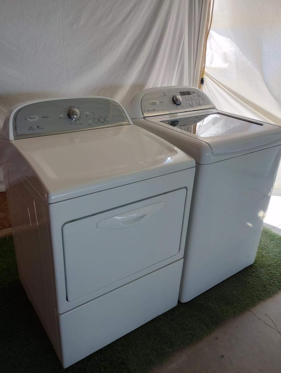 Beautiful Whirlpool Washer And Whirlpool Gas Dryer (1 Year Warranty)