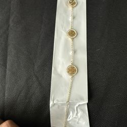 ✨ Chic Gold Bracelet✨