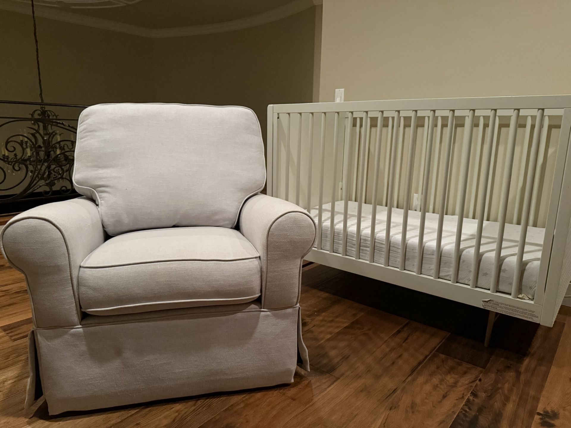 Pottery Barn kids glider Nursery Chair Rocker