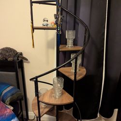 Spiral Coaster Bookshelf