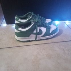 Nike Dunks Size 7y