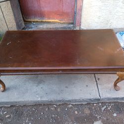 mesa de  Sentro madera mui  Pesada