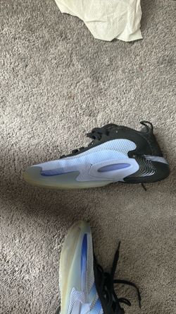 Adidas Exhibit Select 2.0 Pro basketball shoes
