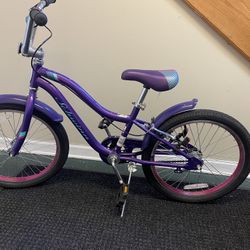 Schwinn Bike 20” Like New 