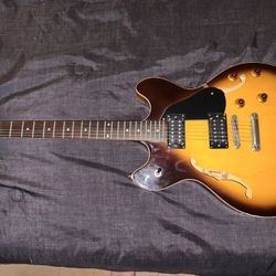 Delta King Guitar In Tobacco Sunburst Color