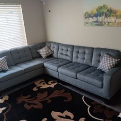 Beautiful Gray Sectional Brand New!!! COME STORE 