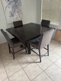 Dining room table