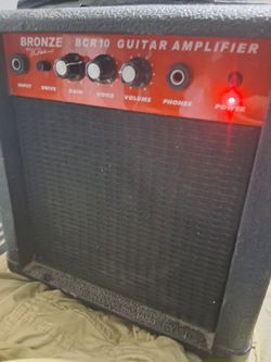 GUITAR AMP BRONZE MODEL ASKING BEST OFFER